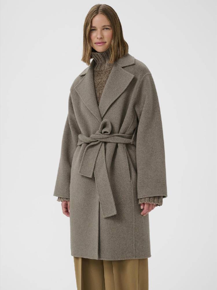 Yillaiw Coat - Image 3