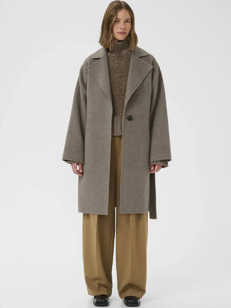 Yillaiw Coat - Image 2